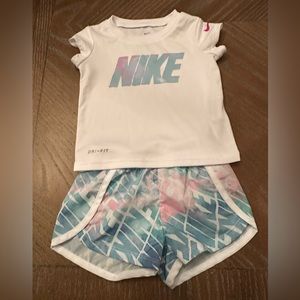 Nike Girls 12 Month